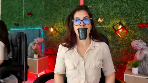 Lina  online show from 07/21/26, 11:23