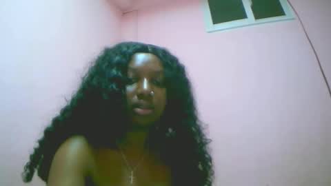 linah1123 online show from 11/10/25, 11:48