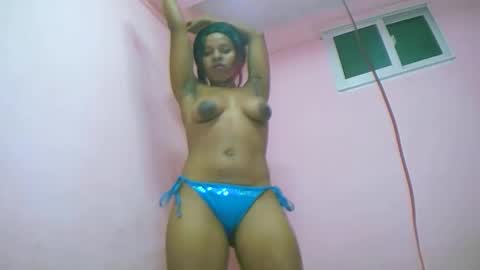 linah1123 online show from 12/19/25, 07:54