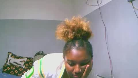 linah1123 online show from 02/10/26, 07:34