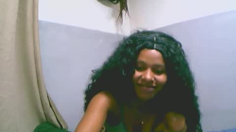 linah1123 online show from 02/17/26, 06:10