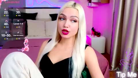 Snapshot of linalirian chatting on 10/08/25, 02:04 I am Lina online show from 10/08/25, 02:04