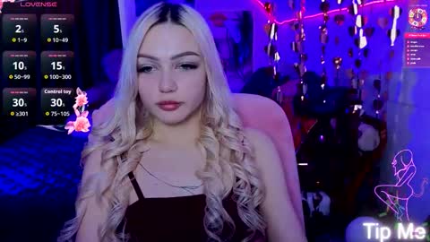 Snapshot of linalirian chatting on 03/04/26, 10:10 I am Lina online show from 03/04/26, 10:10