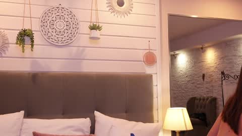 Snapshot of linareese chatting on 12/27/24, 10:55 LinaReese online show from 12/27/24, 10:55