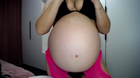 Lina Sparks online show from 12/09/24, 08:12