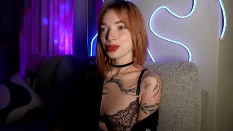 Snapshot of linavelle chatting on 05/15/26, 07:43 LinaVelle online show from 05/15/26, 07:43