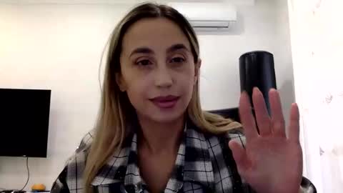 linavora online show from 02/06/26, 11:35