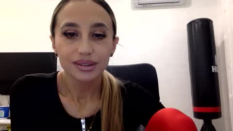 linavora online show from 02/14/26, 08:05