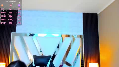  Linda  online show from 09/26/25, 06:12