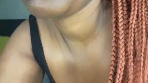 linda5298 online show from 06/19/26, 11:25