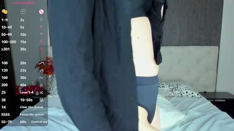 Linda  GMT2 Mon Tu Fri Sa Su  0300am-1000 am online show from 12/13/24, 06:00