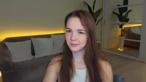 linda__robertz online show from 09/13/25, 09:03