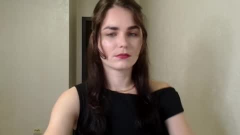 Linda online show from 09/22/25, 06:43