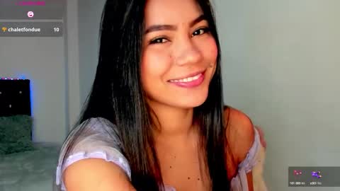 Snapshot of linda_alana chatting on 10/16/25, 05:03 Alana online show from 10/16/25, 05:03