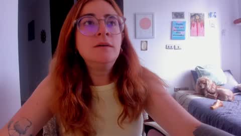 Giggles  online show from 12/23/24, 08:03