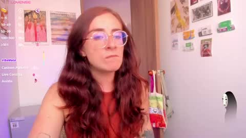 Snapshot of linda_giggle chatting on 06/05/26, 09:31 Giggles online show from 06/05/26, 09:31