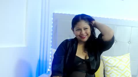 Snapshot of linda_love41 chatting on 01/17/25, 01:46 linda_love41 online show from 01/17/25, 01:46
