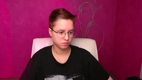 Linda online show from 02/20/25, 06:28