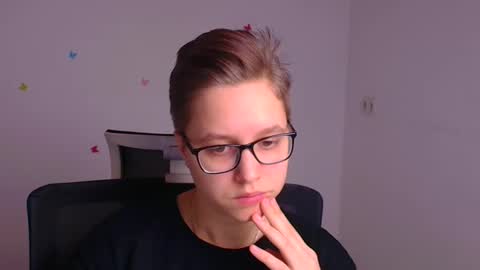 Linda online show from 02/25/25, 12:13