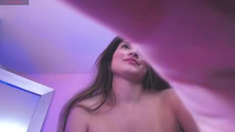 Maria Paula online show from 09/29/25, 12:10