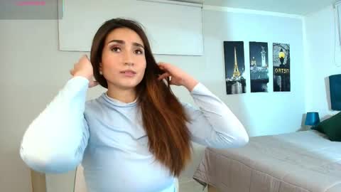 Maria Paula online show from 05/18/26, 12:11