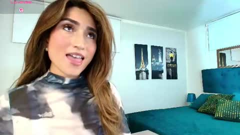 Maria Paula online show from 06/18/26, 10:52