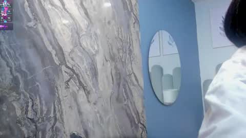 linda_sofi__ online show from 10/18/25, 07:36