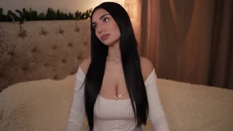 Call me Linda online show from 02/07/25, 04:46