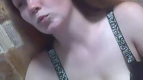 Snapshot of lindaahskysx chatting on 07/13/26, 04:32 LindaAhSkysX online show from 07/13/26, 04:32