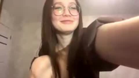 lindabayliss online show from 03/27/26, 02:39