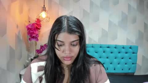 Snapshot of lindabreexlove chatting on 03/08/26, 03:05 online show from 03/08/26, 03:05