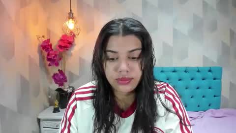 Snapshot of lindabreexlove chatting on 03/29/26, 02:06 online show from 03/29/26, 02:06