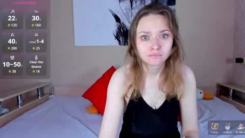 Linda online show from 10/13/25, 08:47