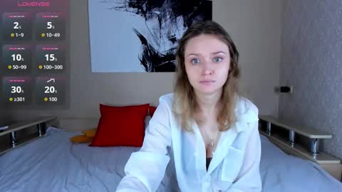 Snapshot of lindaeva chatting on 09/19/25, 02:35 Linda online show from 09/19/25, 02:35