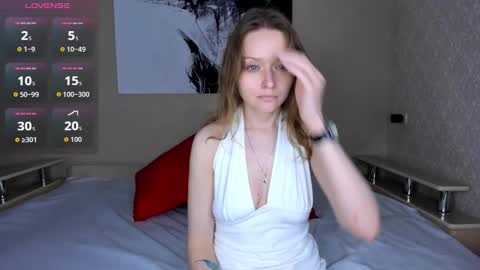Snapshot of lindaeva chatting on 09/27/25, 02:27 Linda online show from 09/27/25, 02:27