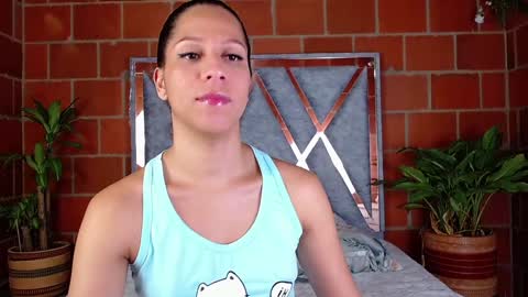 Snapshot of lindagoldsex chatting on 12/03/24, 03:52 Shelly online show from 12/03/24, 03:52