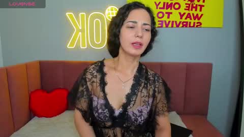 Linda online show from 02/16/25, 04:42