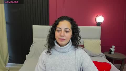 Linda online show from 09/25/25, 01:53