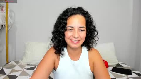 Snapshot of lindainsatiable chatting on 06/29/26, 01:12 Linda online show from 06/29/26, 01:12