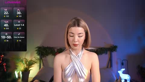 Snapshot of lindathacker chatting on 12/21/24, 05:03 your Linda is back online show from 12/21/24, 05:03