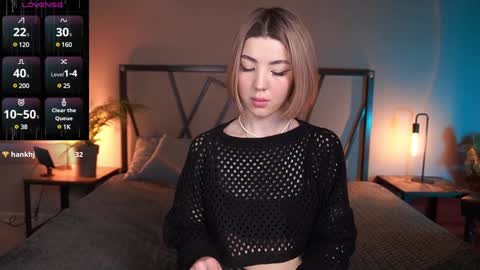 Snapshot of lindathacker chatting on 02/04/25, 05:10 your Linda is back online show from 02/04/25, 05:10