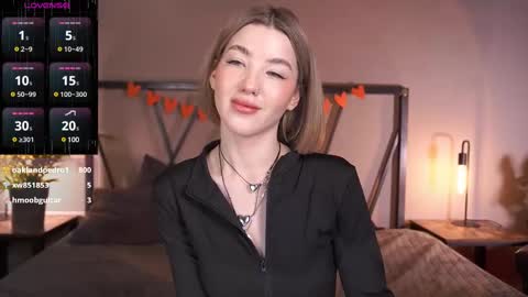 Snapshot of lindathacker chatting on 02/26/25, 07:53 your Linda is back online show from 02/26/25, 07:53