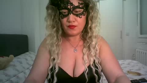 LindaXSmile online show from 03/08/25, 12:22