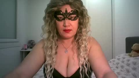 LindaXSmile online show from 03/08/25, 06:47