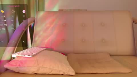 Snapshot of lindelicious chatting on 05/27/26, 06:38 Linda online show from 05/27/26, 06:38