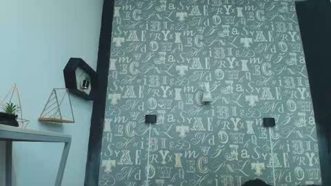  Lindsey  online show from 12/01/25, 12:10