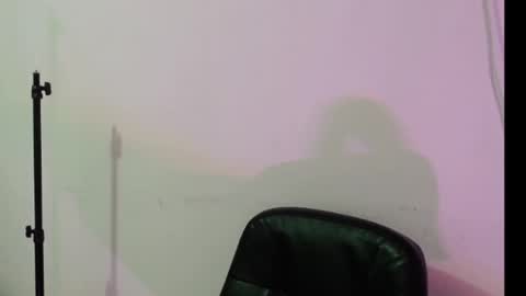 lindsey_2023 online show from 12/14/24, 02:23