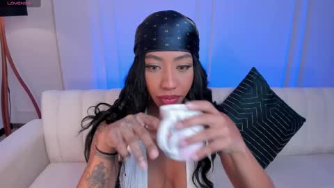 Lin  online show from 02/13/25, 08:55