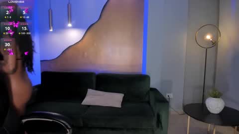 Lin  online show from 03/07/25, 02:15