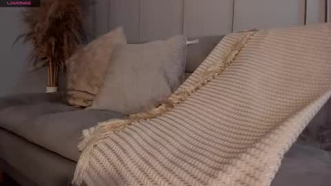 call me annie online show from 12/21/24, 01:47